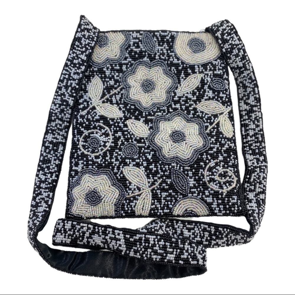 Y&S Handbags Vintage Glass Bead Crossbody